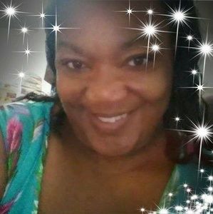 Meet your Posher, Juanita